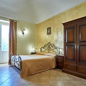 Agriturismo Conte Ruggero Farm stay
