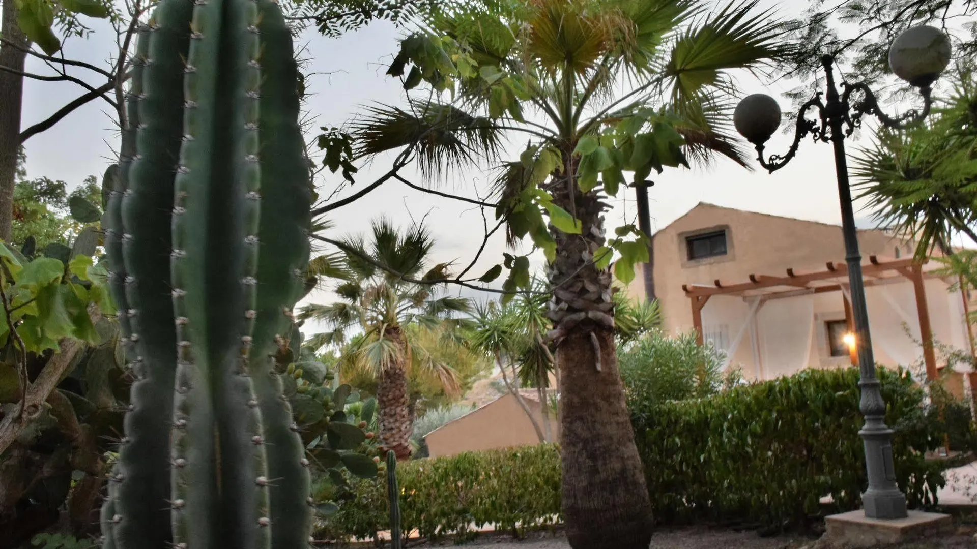 Country house Villa Tasca Caltagirone Italy